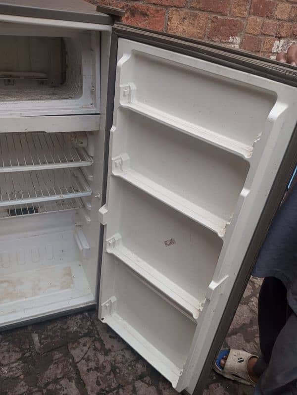 refrigerator for sale 1