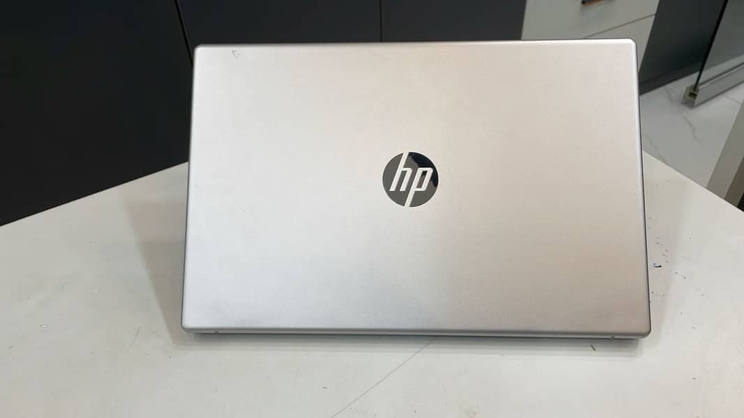 HP 15-FD0336NIA, Core i3-13th Generation 4