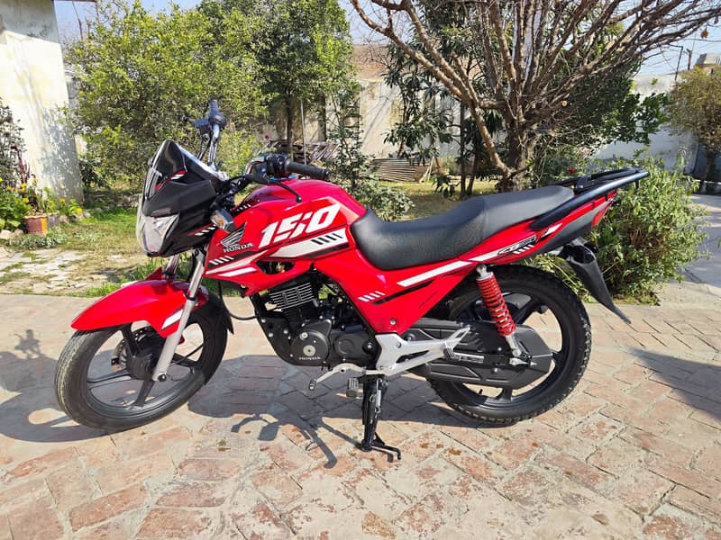 Honda cb 150f red 2025 0