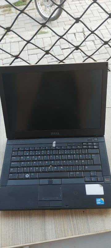 Dell latitude e6410 1