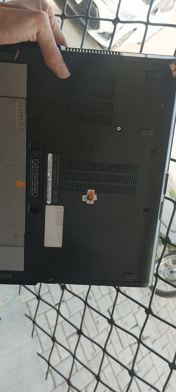 Dell latitude e6410 5