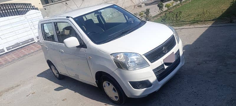 Suzuki Wagon R 2017 1