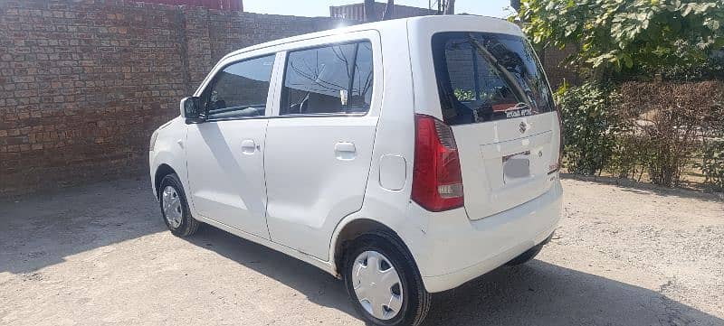 Suzuki Wagon R 2017 4