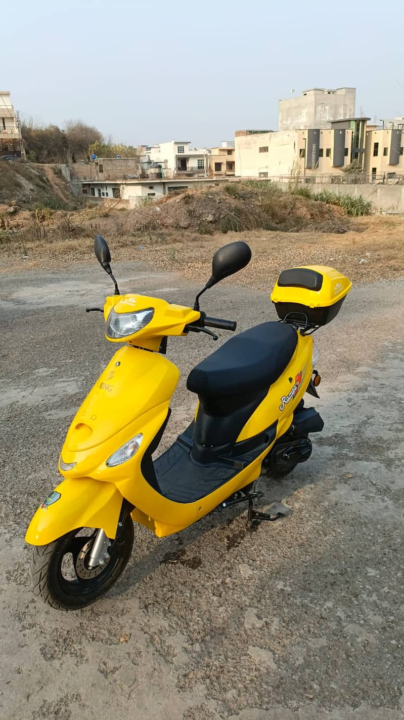 King Ramza Petrol Scooty 80cc, 2024 model 5