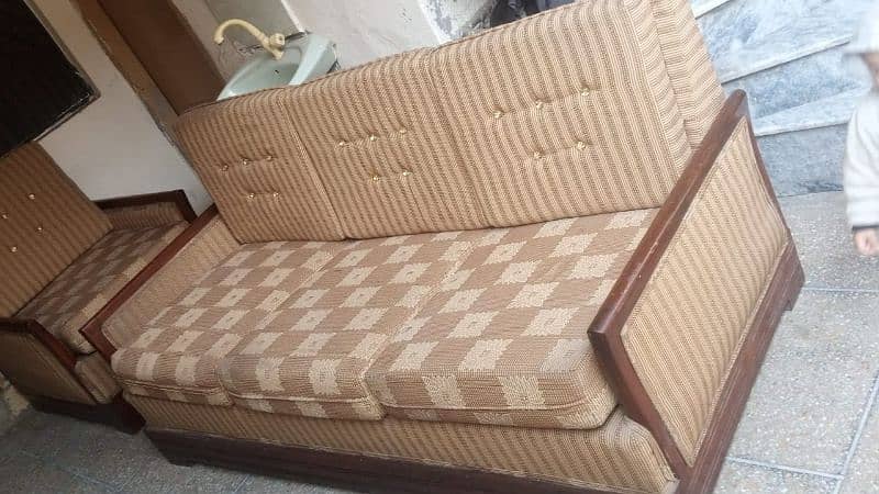 wooden 4 seater sofa 0