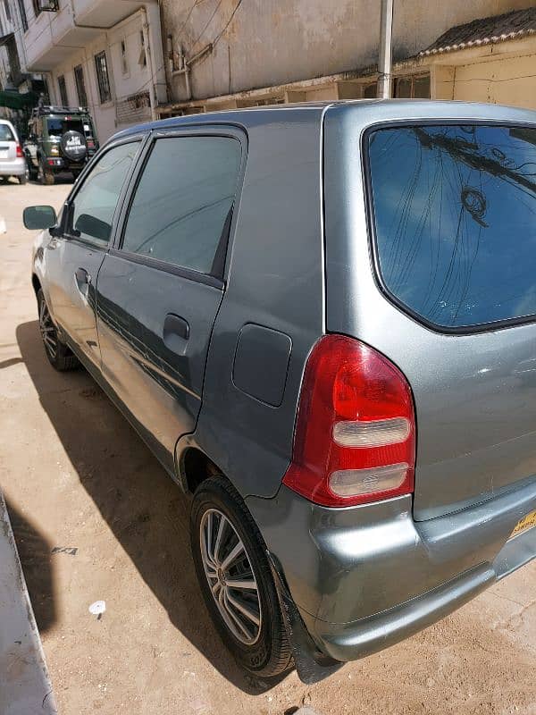 Suzuki Alto 2011 4