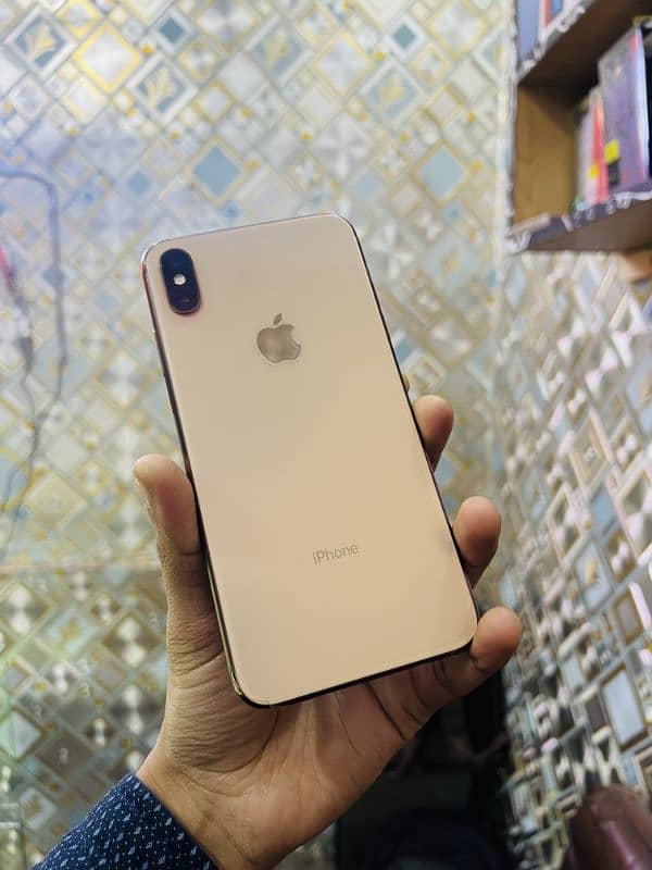 I Phone xs max 256gb Dual Sim Pta Approved 03265058898 0