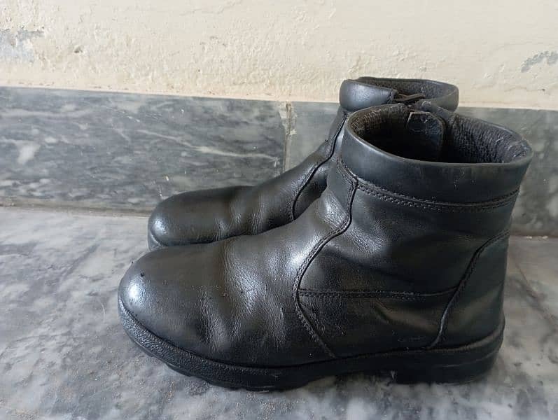 Safety Shoes 3