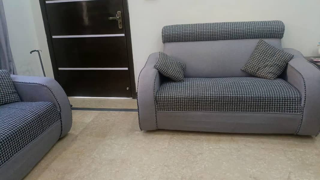 7 seater heavy sofa 1