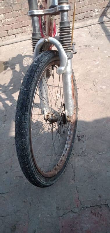 I am selling my bicycle good condition 5