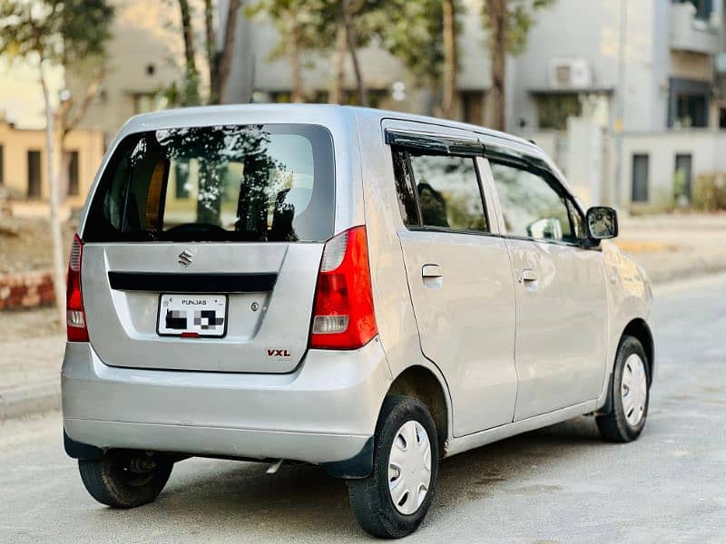 Suzuki Wagon R 2017 3