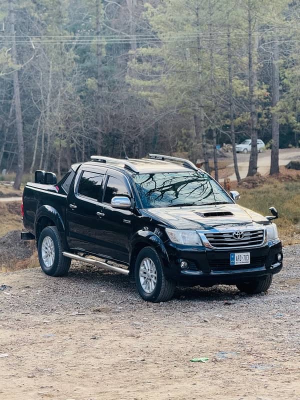 Toyota hilux vigo invincible 2013 5