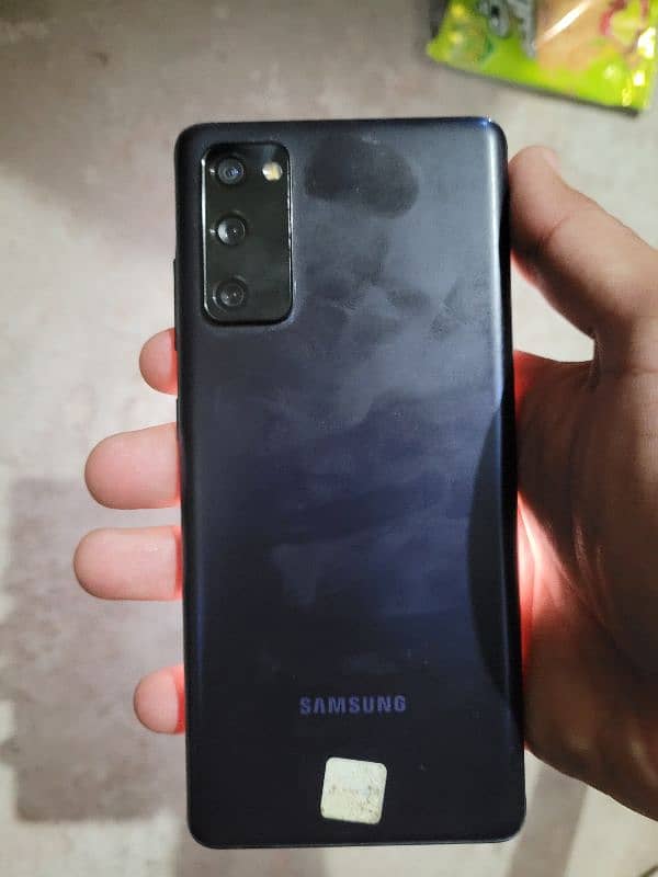 Samsung S20 FE 6/128 3