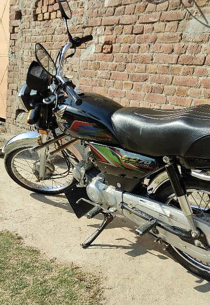 Honda 70 Lush Condition 2022 model for sale. 3