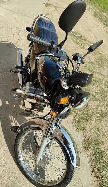 Honda 70 Lush Condition 2022 model for sale. 1