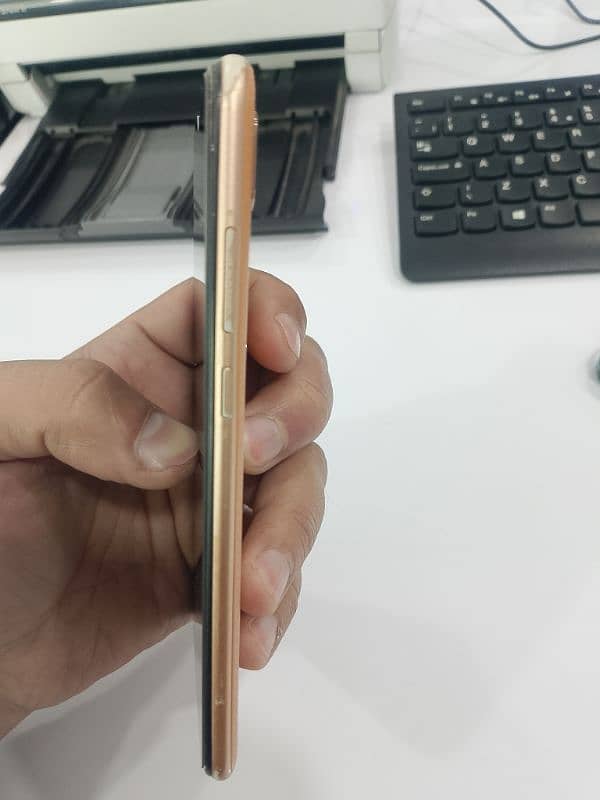 Huawei y6 prime 2019 model 2 gb 32 gb 2