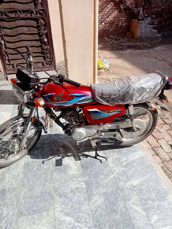 Honda 125 new condition 1