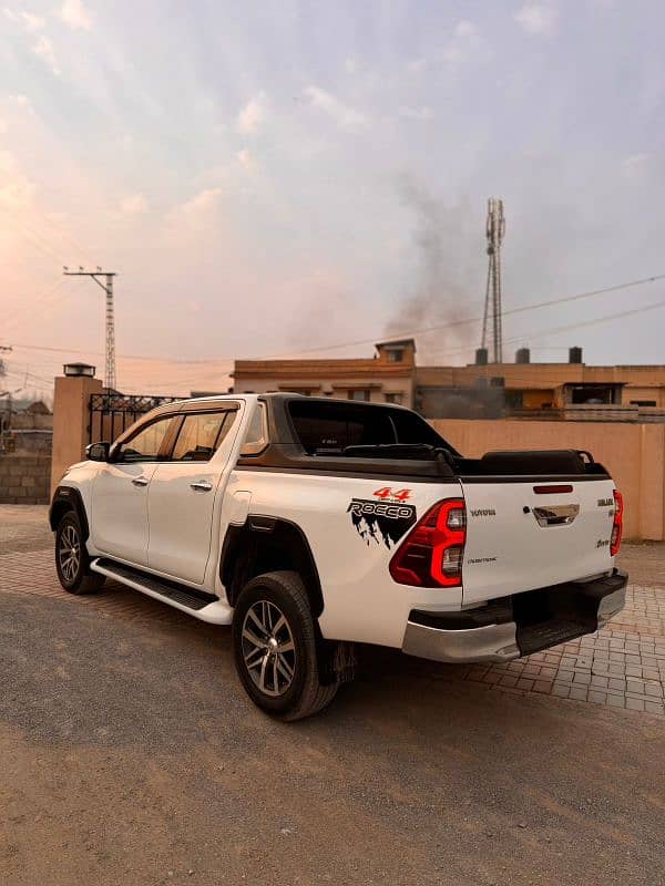 Toyota Hilux 2017 9