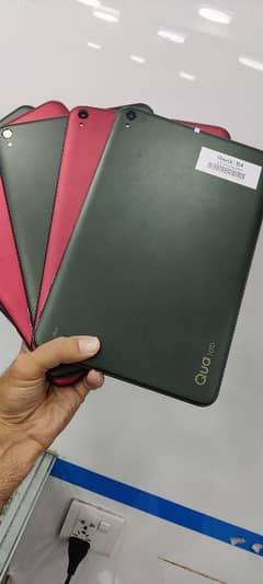 Kyocera Qua Tab Japan 3/32 7000 mAh 10" emerald Green/wine red