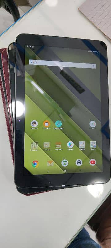 Kyocera Qua Tab Japan 3/32 7000 mAh 10" emerald Green/wine red 2