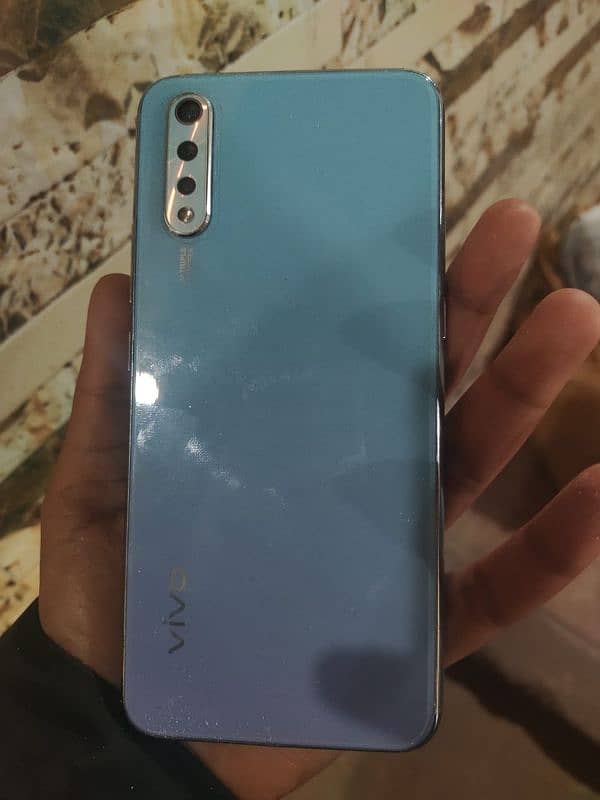 vivo s1  condition 10 by 10 0