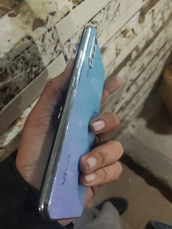 vivo s1  condition 10 by 10 3