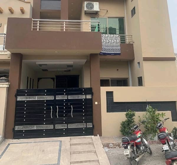 Unoccupied House Of 8 Marla Is Available For sale In Audit & Accounts Housing Society 0