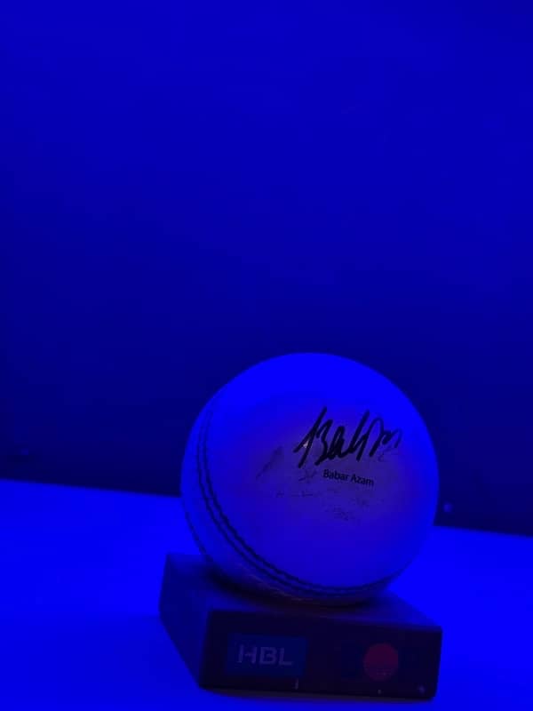 babar azam signed ball 0