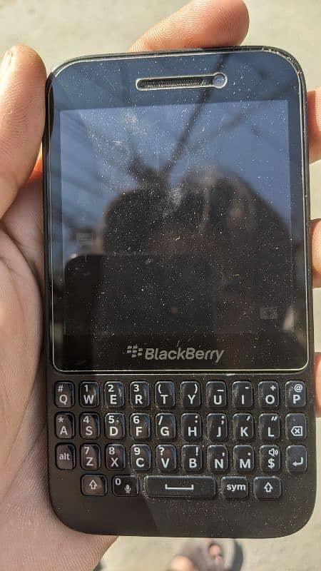 Blackberry Q5 urgent sale 0