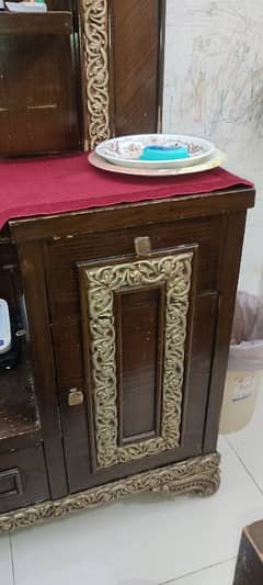 Dressing table for sale