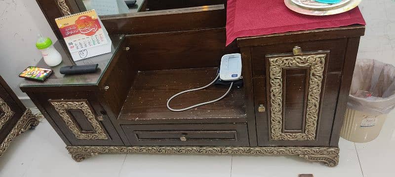 Dressing table for sale 4