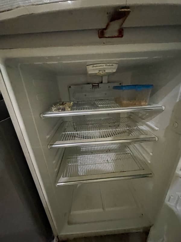 dawlance fridge for sale available 3