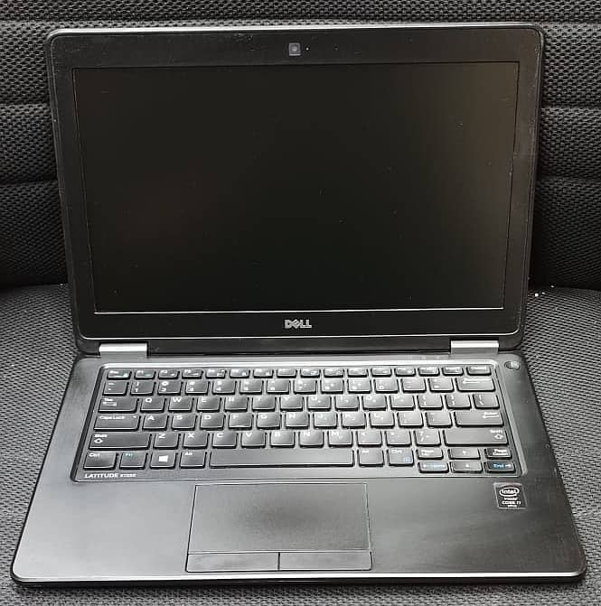 Laptop Dell E-7250 1