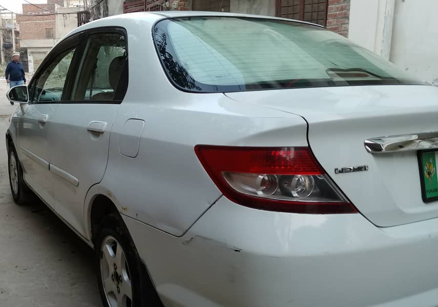 Honda City IDSI 2005 Total Genuine 6