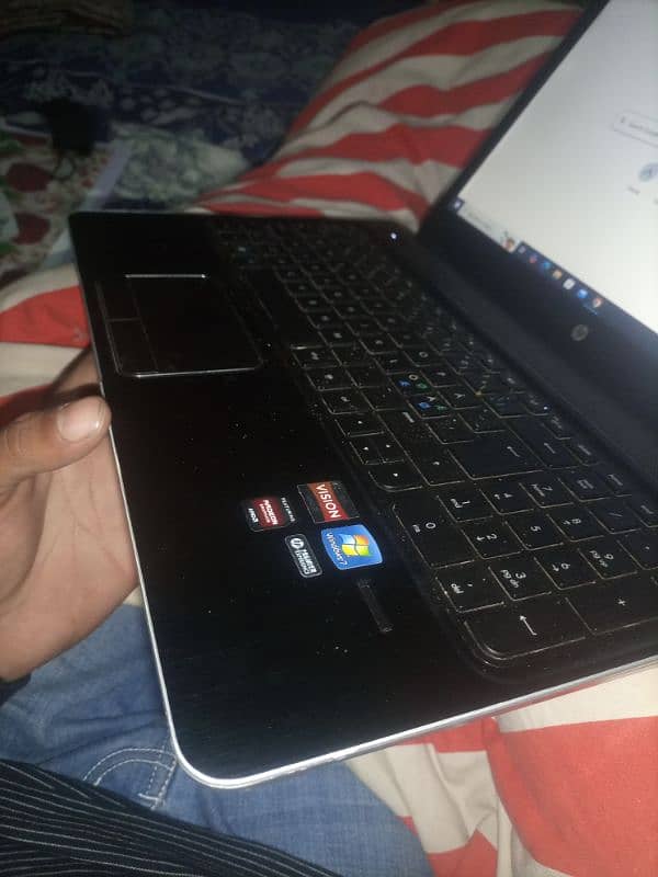 hp laptop for sale urgent 1