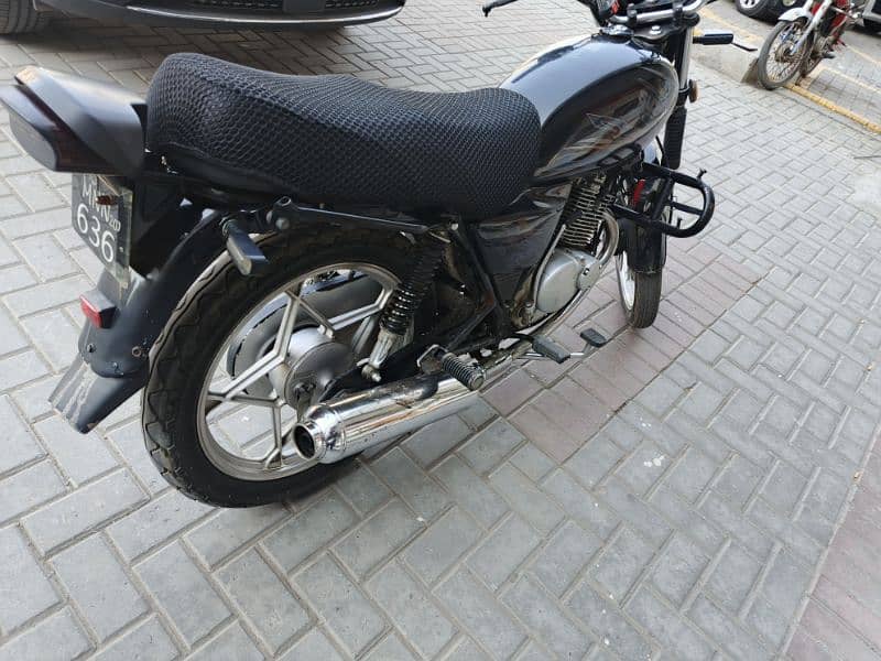 150 GS SUZUKI 0