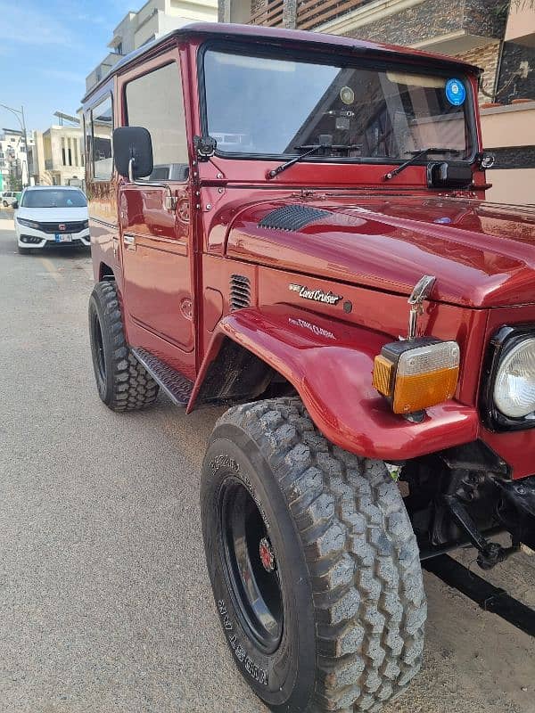 Toyota Land Cruiser FJ40 1