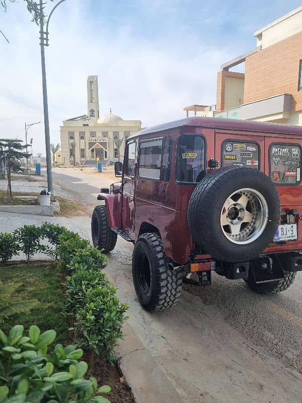 Toyota Land Cruiser FJ40 7