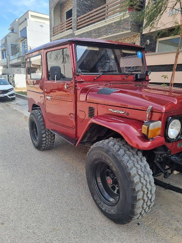 Toyota Land Cruiser FJ40 12