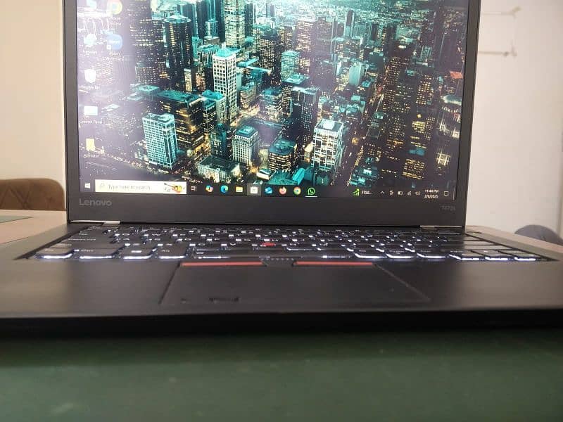 Lenovo ThinkPad Core i7 6th Gen 8Gb/256Gb Hard disk 5