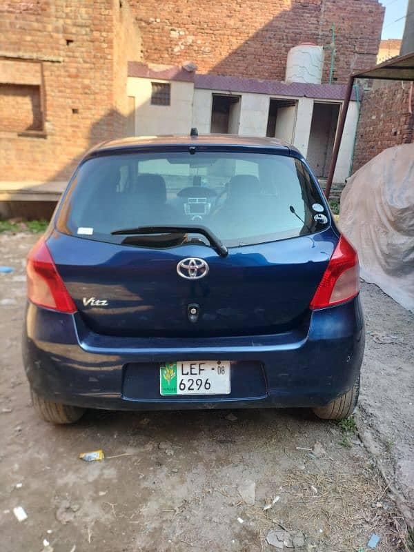 Toyota Vitz 2008 4