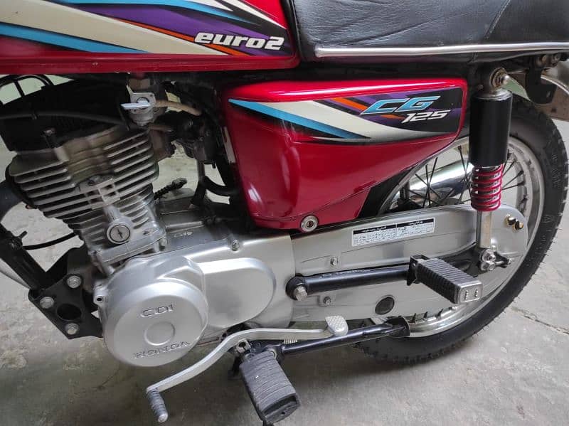 Honda 125 biomatic available 6