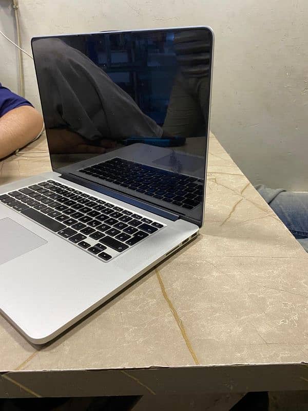 Macbook Pro 2015 0