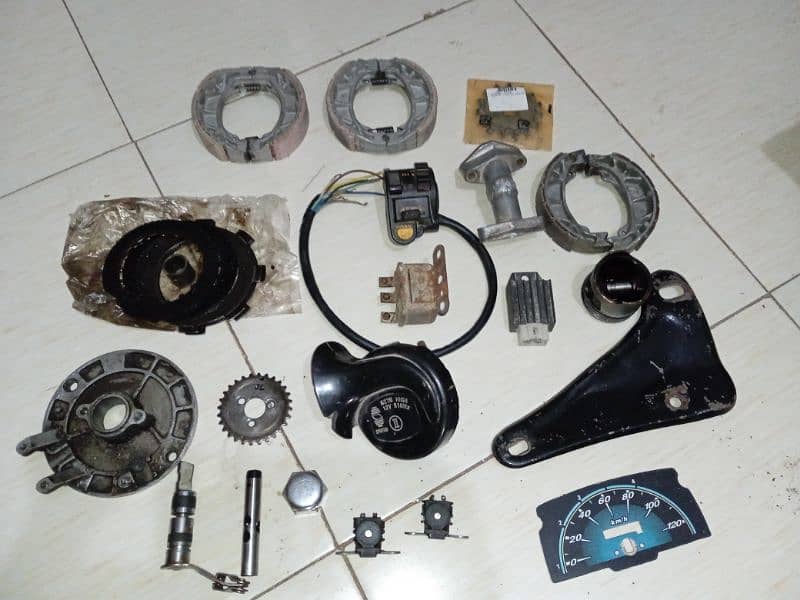 Cd 70 Genuine Parts For Sale 0