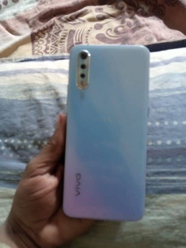 vivo s1 4 128 2