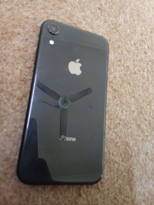 iphone XR 10by9 condition 5