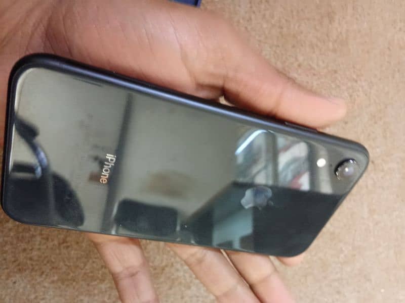 iphone XR 10by9 condition 14