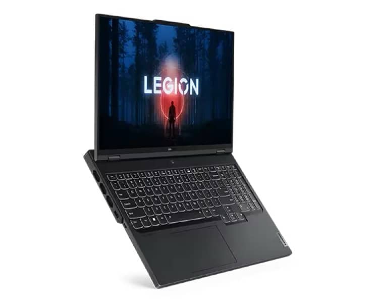 Legion Pro 7 Gen 8 AMD (16″) with RTX 4090 4