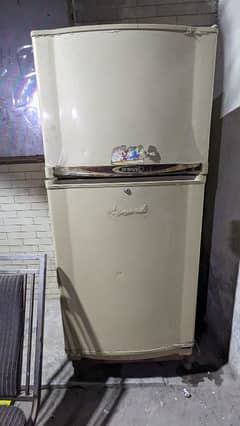 Waves Fridge