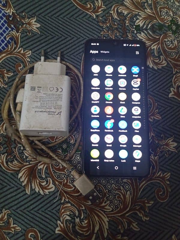 Vivo v21 6